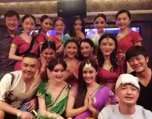 成都姐妹吃瓜群视频,揭秘网络社交圈的八卦风云