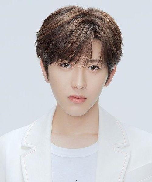 杨幂和蔡徐坤吃瓜视频