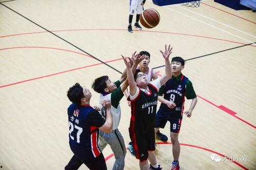 中国篮球队吃瓜事件视频